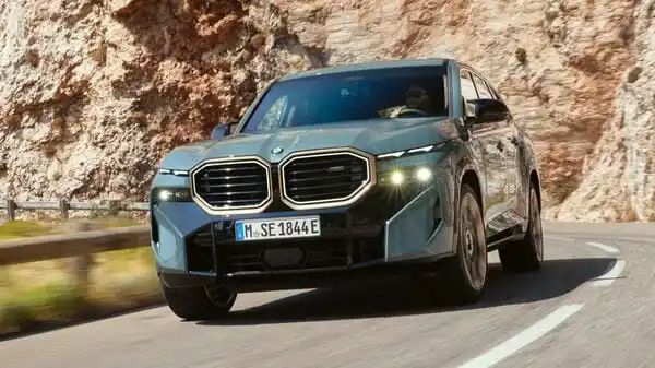 BMW new new series generation car